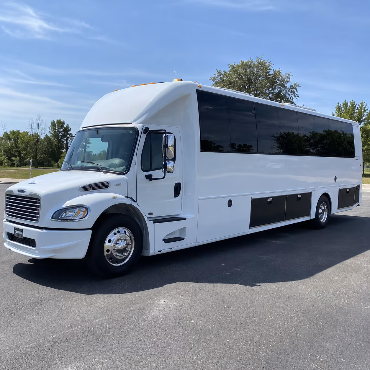 independence 40 passenger party bus